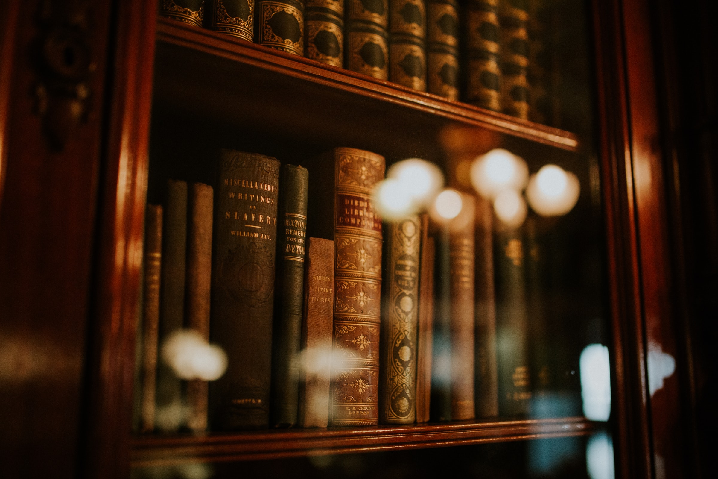 Two database interfaces: JSP and Flask